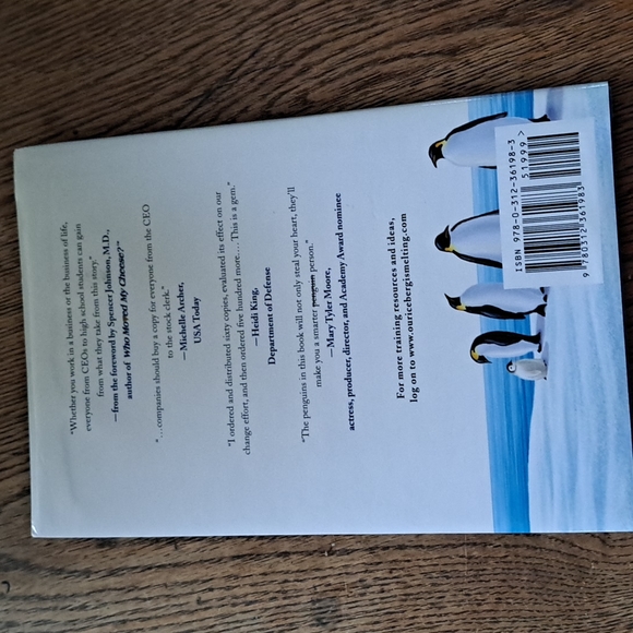 Hard cover | our iceberg is melting - Picture 2 of 7